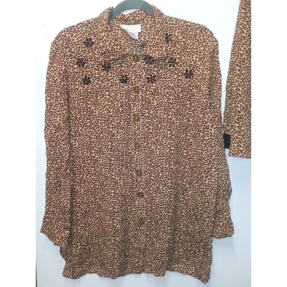 Cache blouse & shorts 2pc Size M/L Animal print elastic waist collar embroidery - Picture 3 of 15